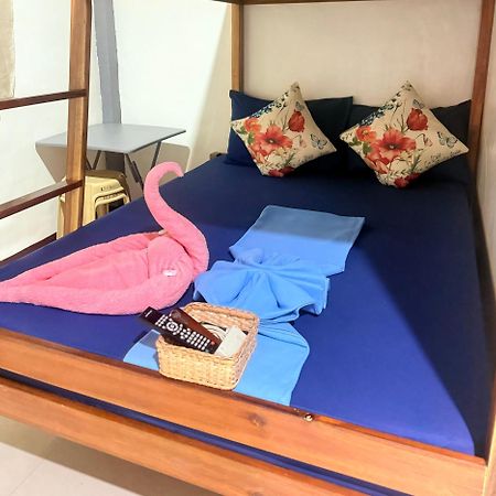 Lolo Bob'S Bed And Breakfast 엘니도 외부 사진