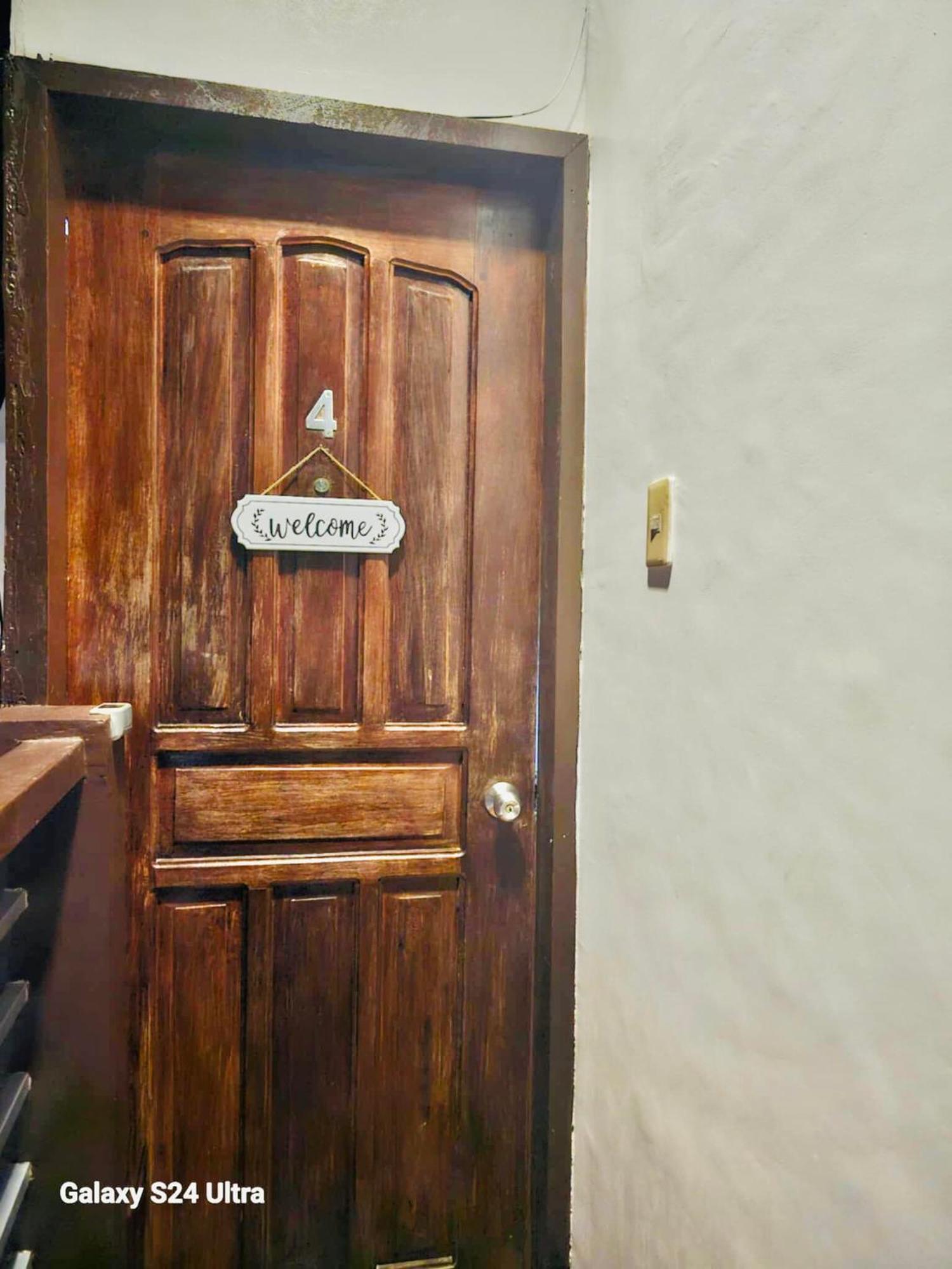 Lolo Bob'S Bed And Breakfast 엘니도 외부 사진