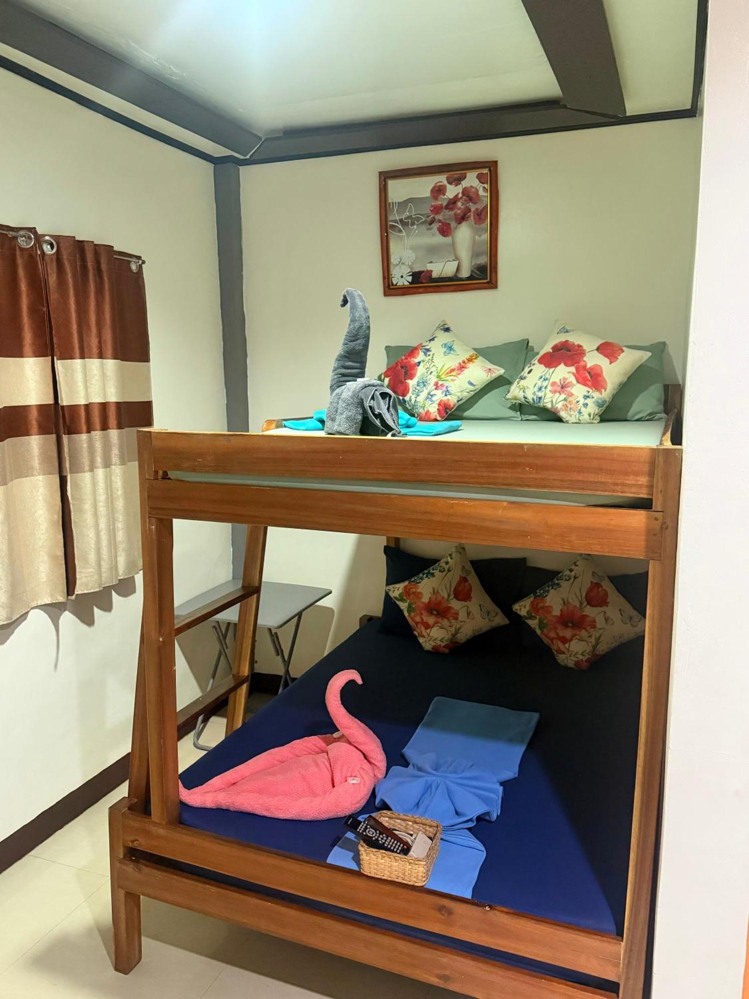 Lolo Bob'S Bed And Breakfast 엘니도 외부 사진