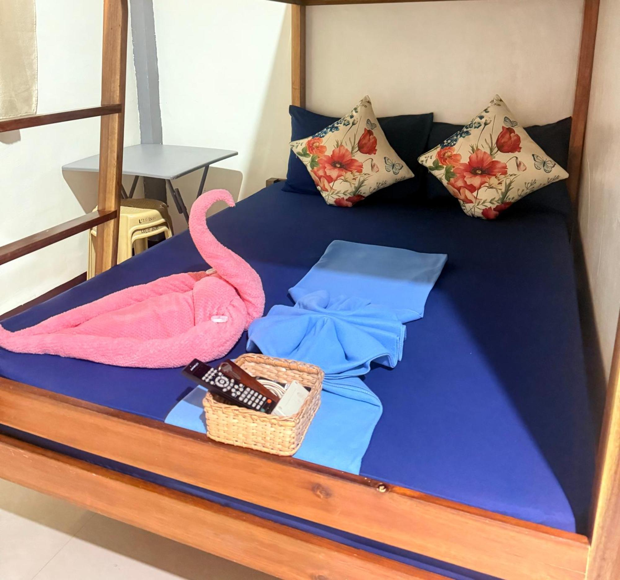 Lolo Bob'S Bed And Breakfast 엘니도 외부 사진