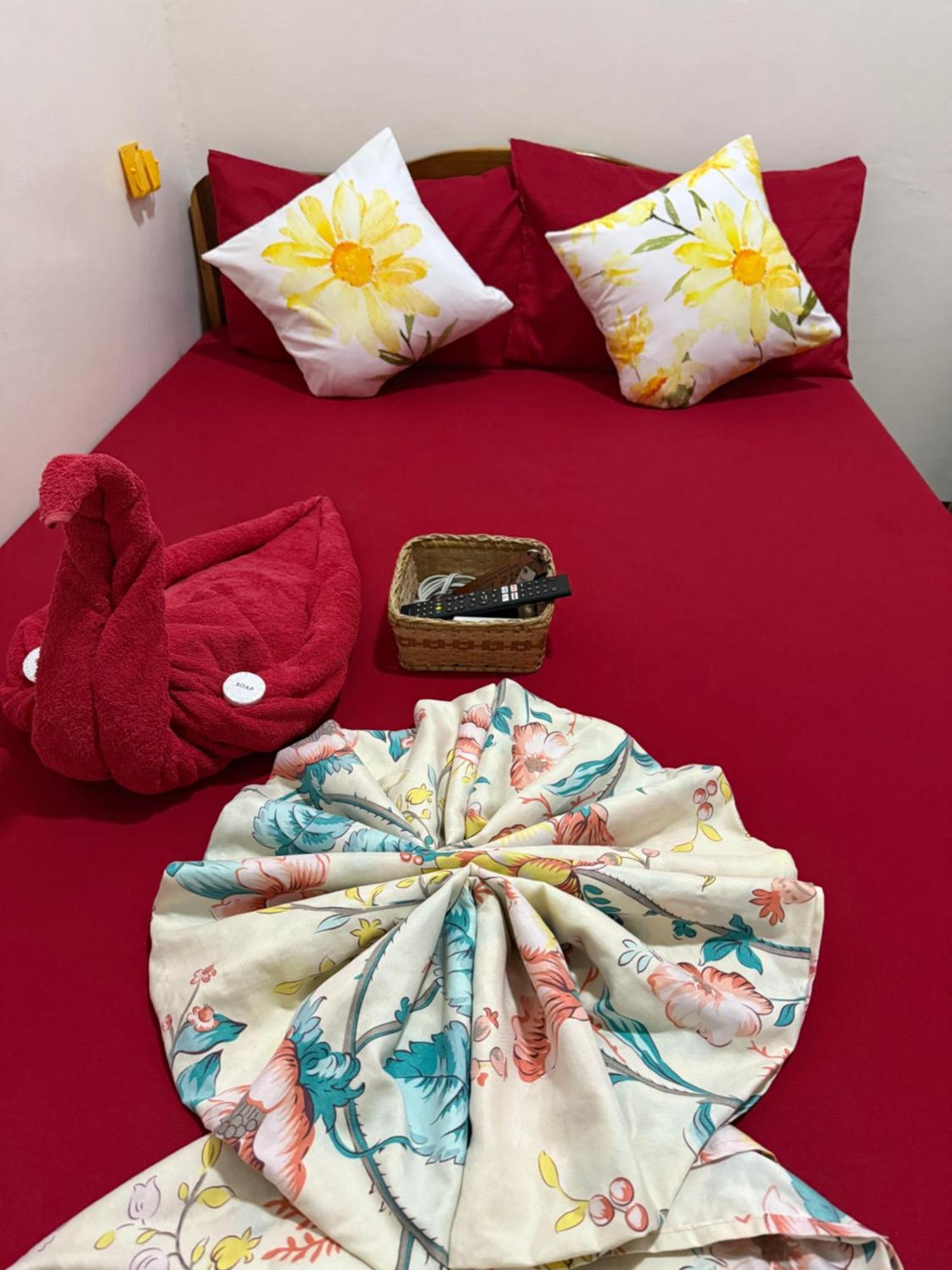Lolo Bob'S Bed And Breakfast 엘니도 외부 사진