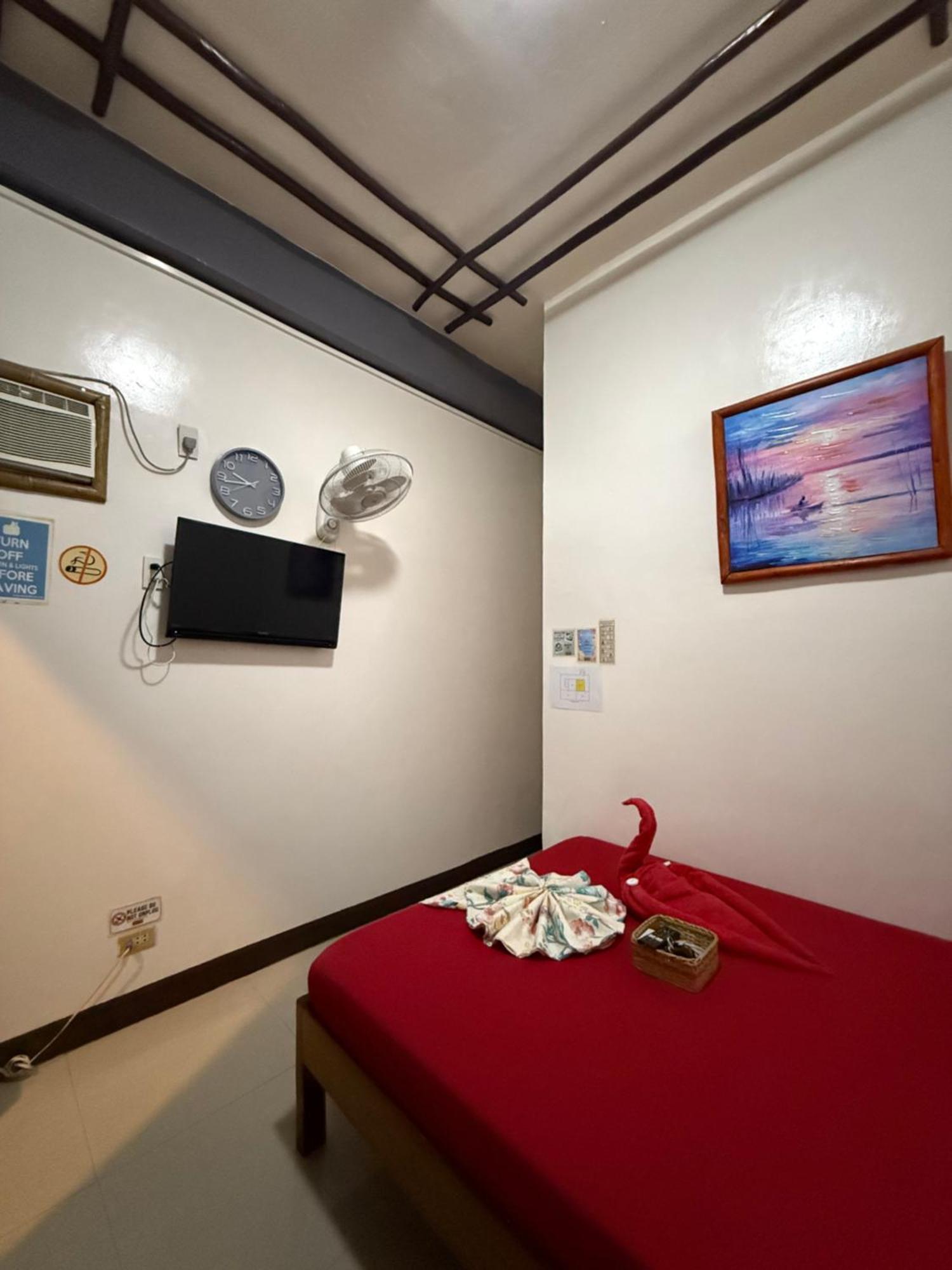 Lolo Bob'S Bed And Breakfast 엘니도 외부 사진